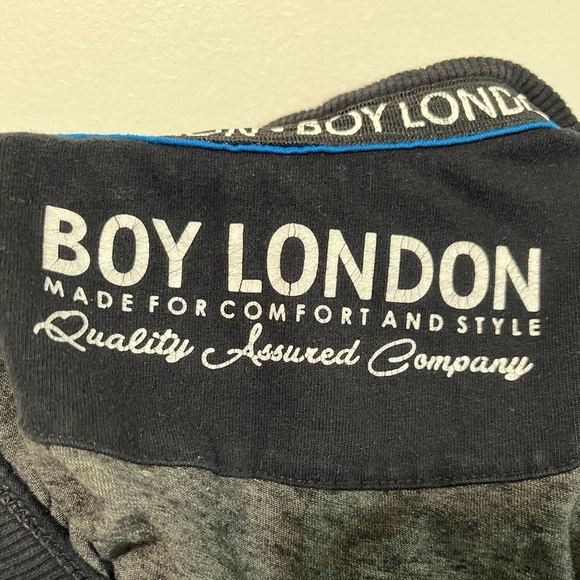 Boy London Gray & Black Logo Graphic T-Shirt - Pit to Pit 21.5” - Picture 4 of 12
